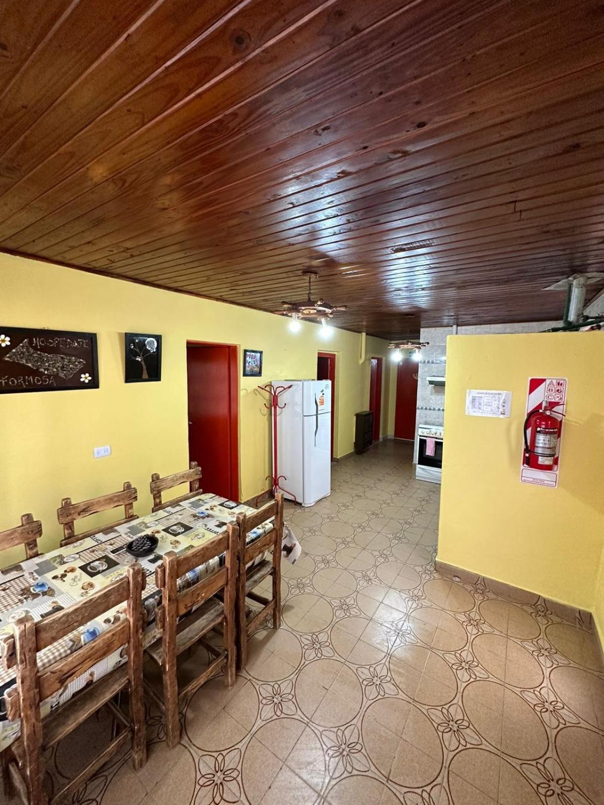 Hospedaje Formosa El Calafate Bagian luar foto